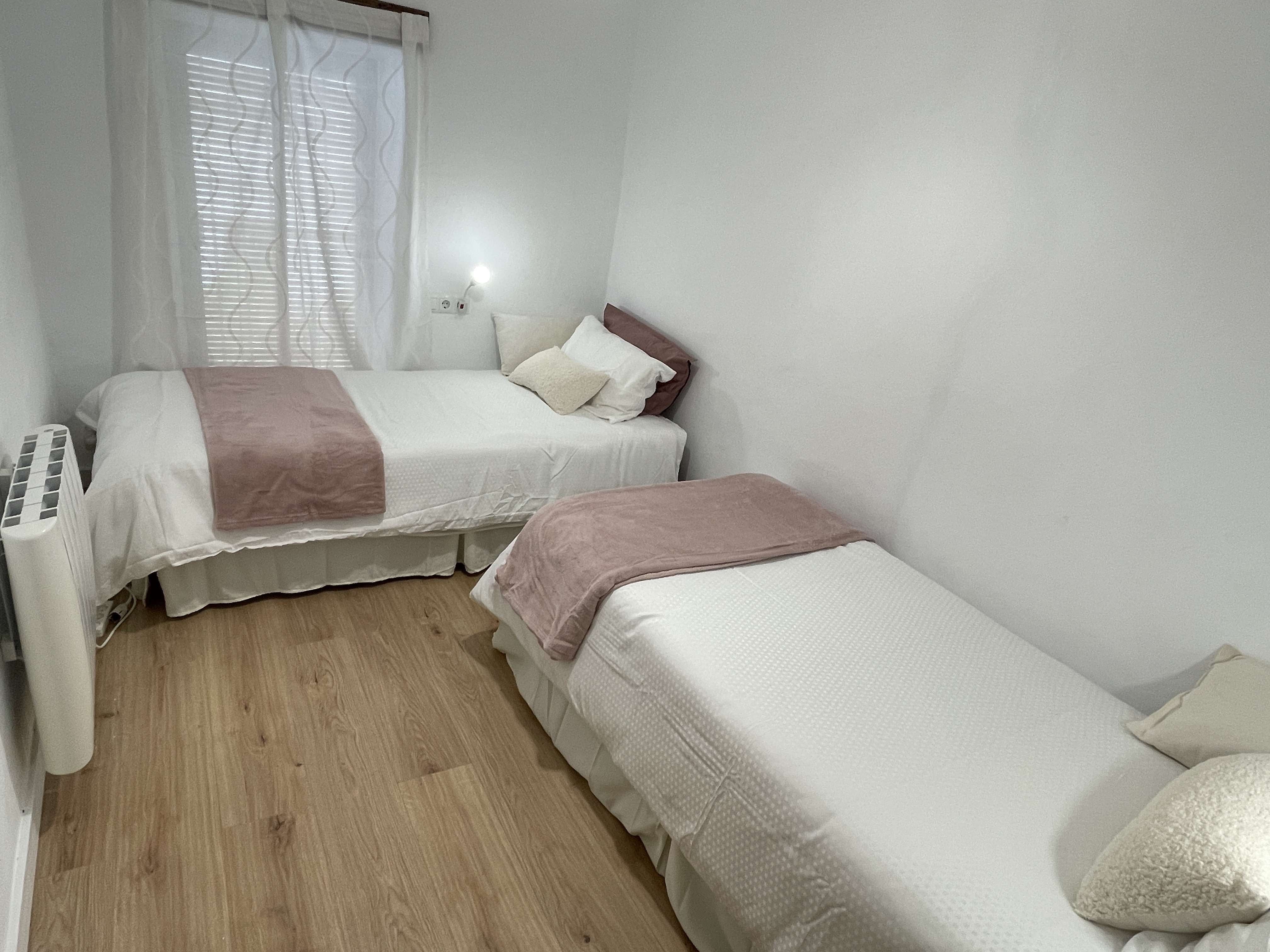 Detalle Dormitorio de Camas Gemelas